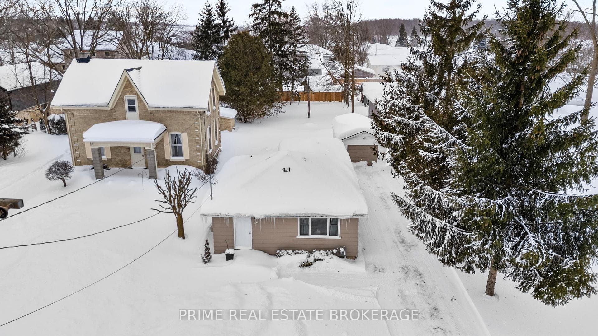 247 Huron Street photo 21