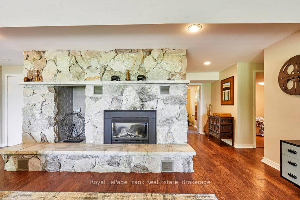 156 Acton Road photo 34