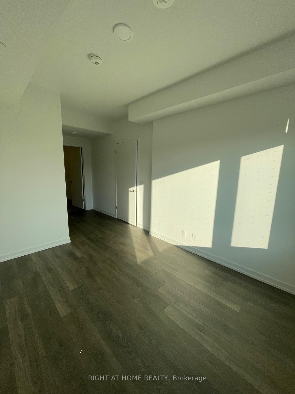8 Beverley Glen Boulevard Unit D-331 photo 10
