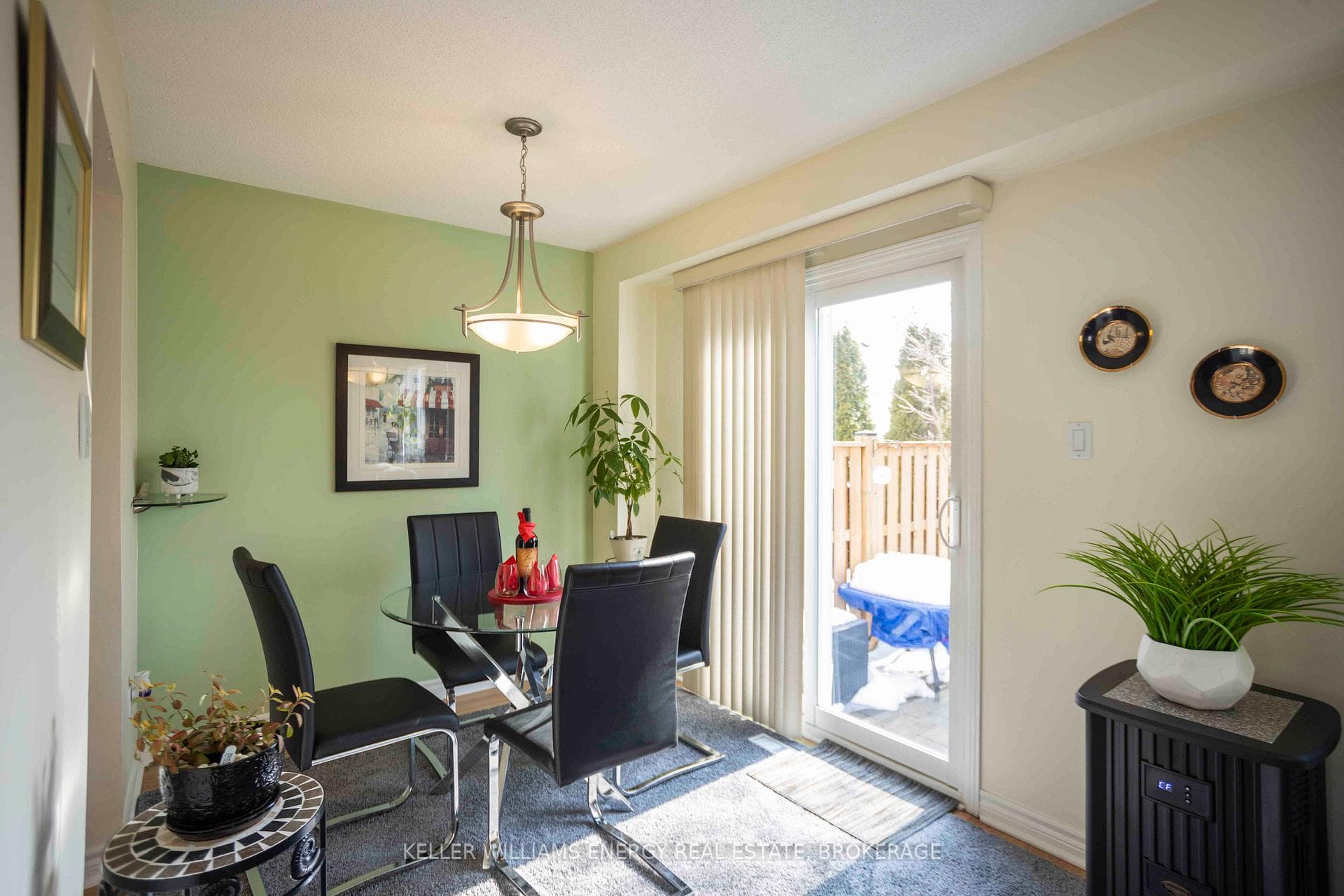 10 Bassett Boulevard Unit 186 photo 5