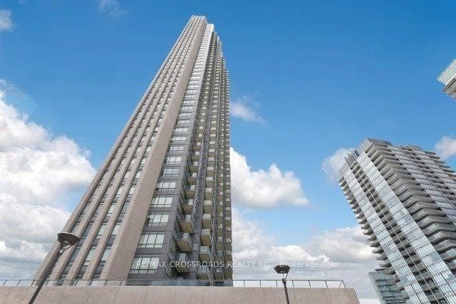 36 Park Lawn Road Unit 1210 photo 1