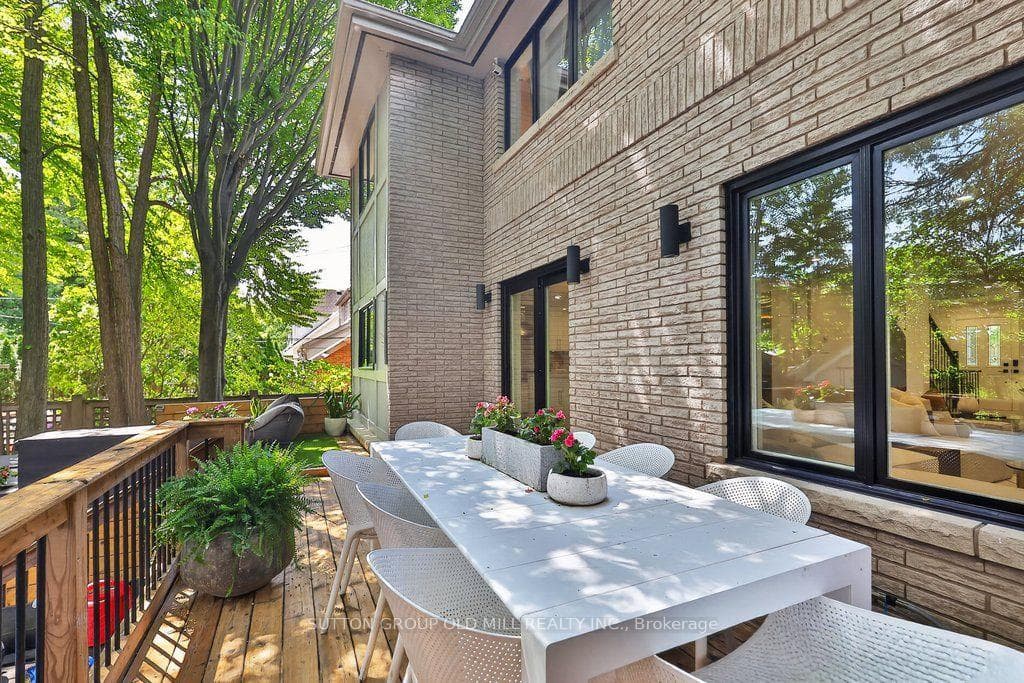 51 Princeton Road photo 46