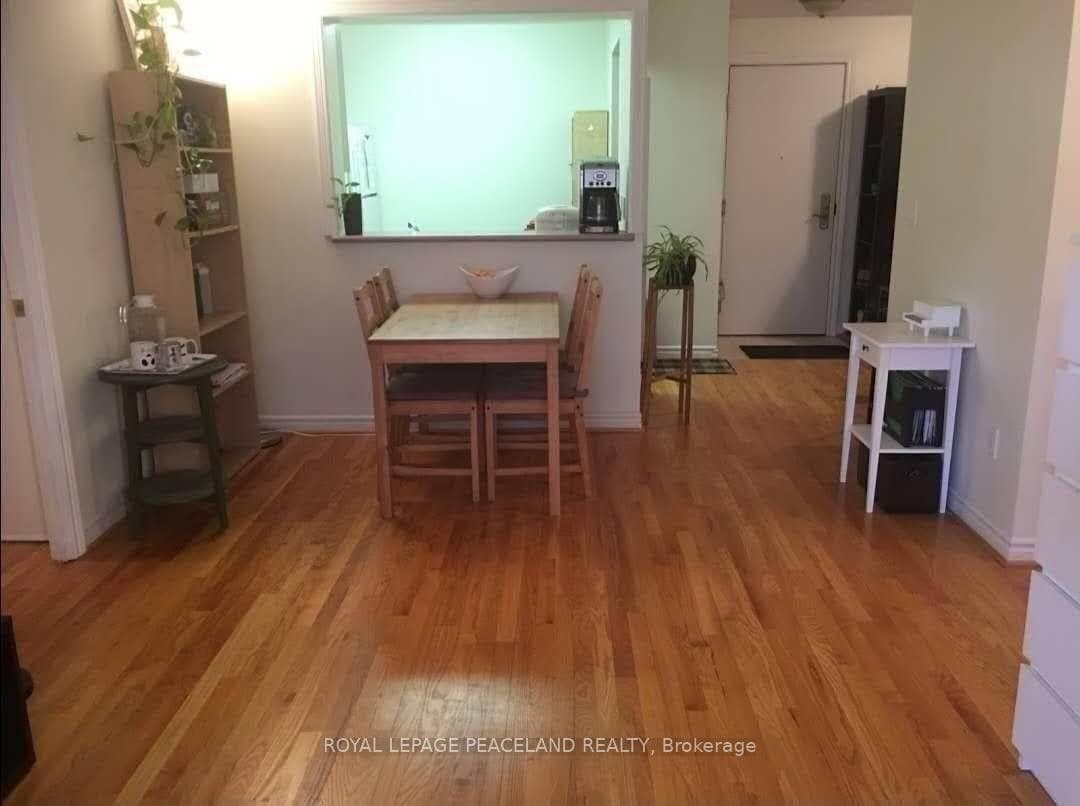 18 Sommerset Way Unit 218 photo 6