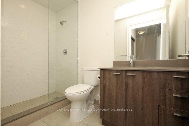 30 Roehampton Avenue Unit 2507 photo 9