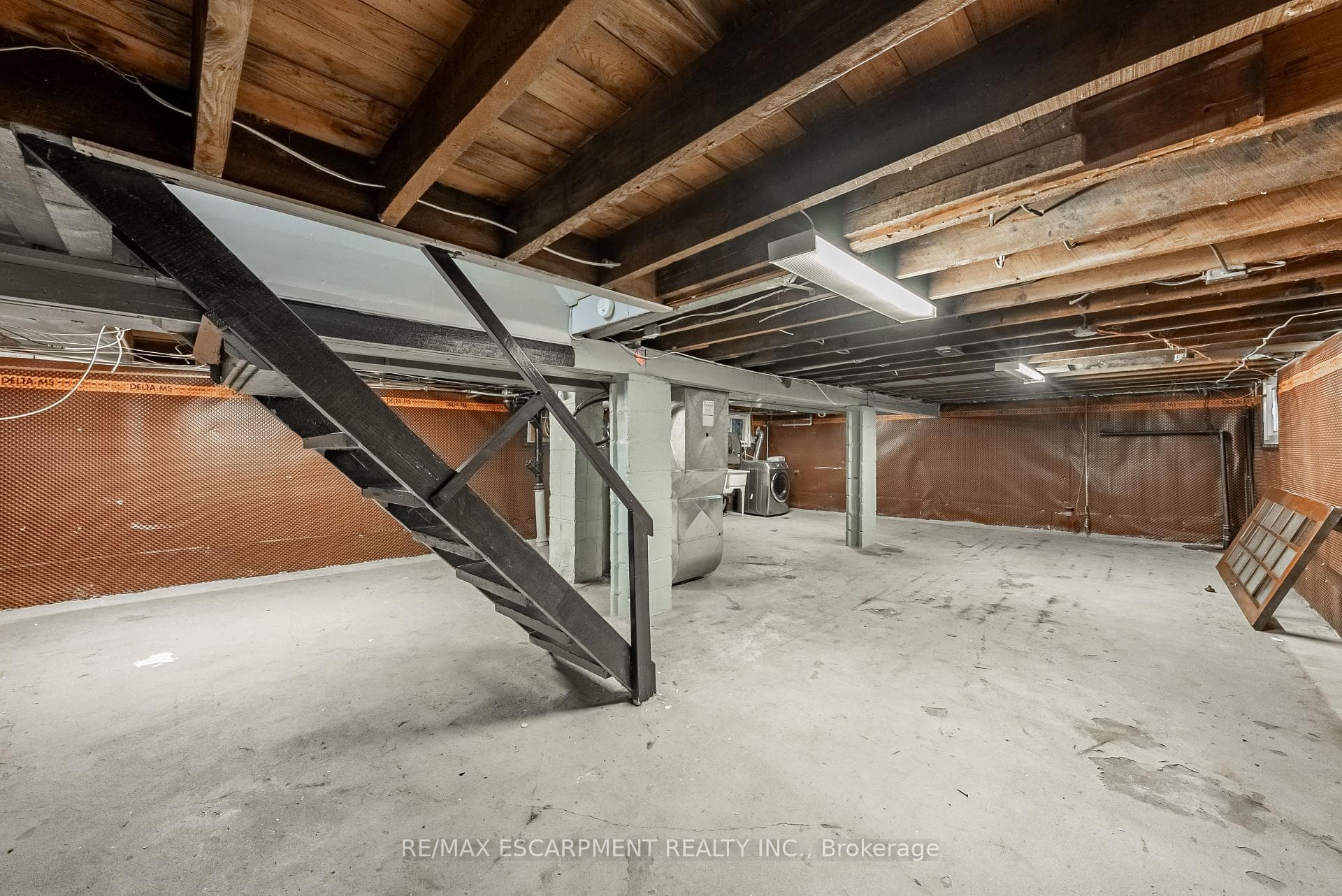 16 Tragina Avenue photo 30