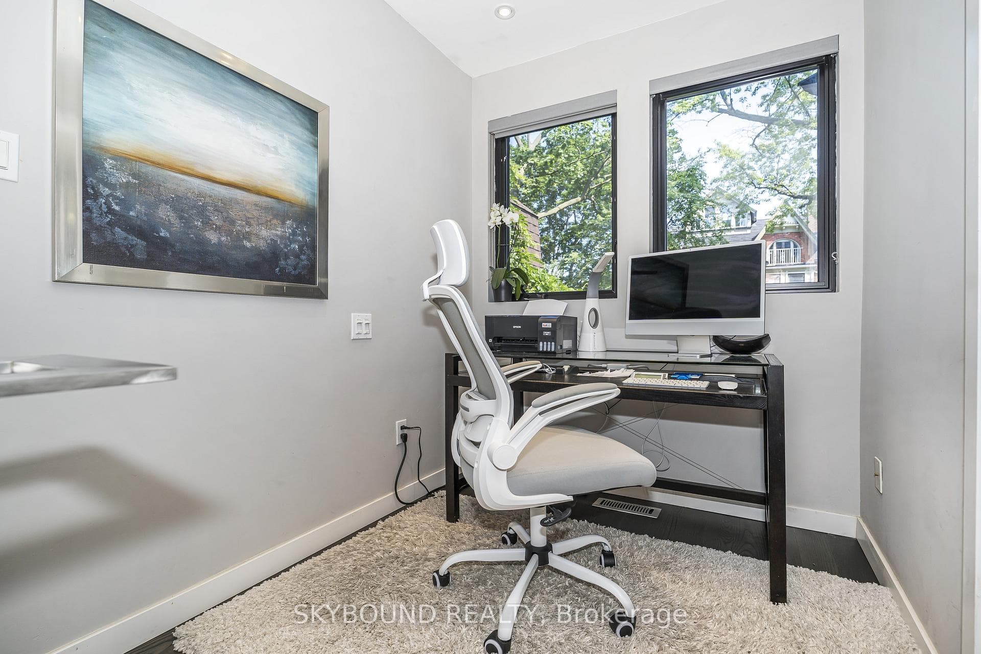 49 Victor Avenue photo 12