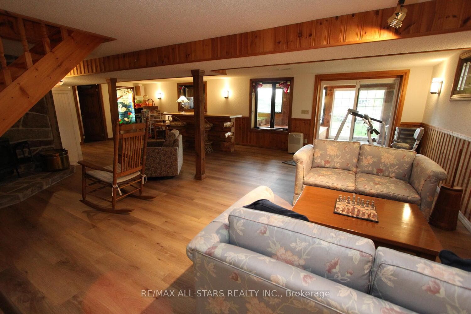4 Reynolds Court photo 31
