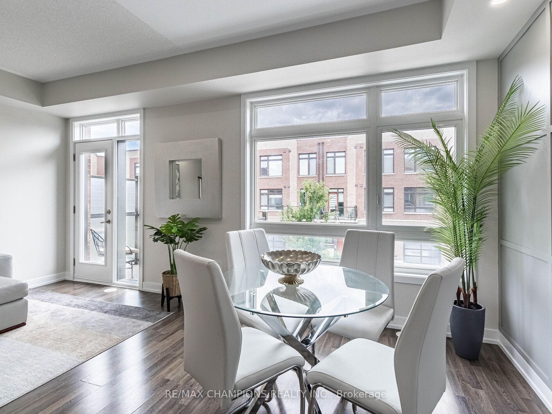 6 Hearne Street photo 15