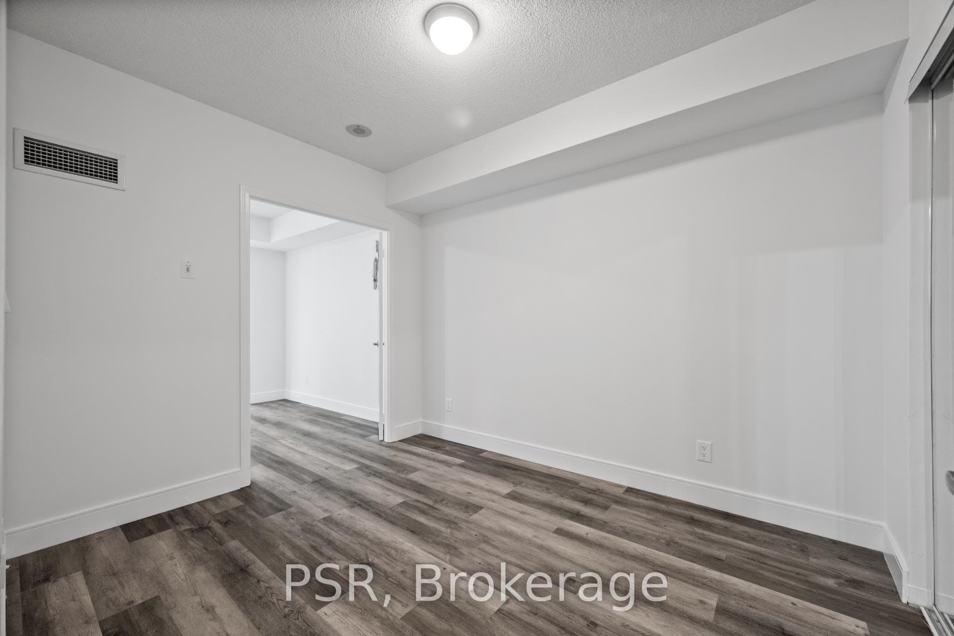 50 John Street Unit 1118 photo 5