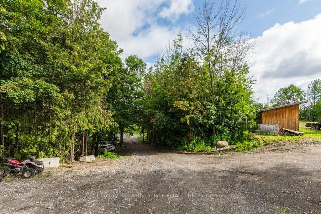 790 Clearview Road photo 7