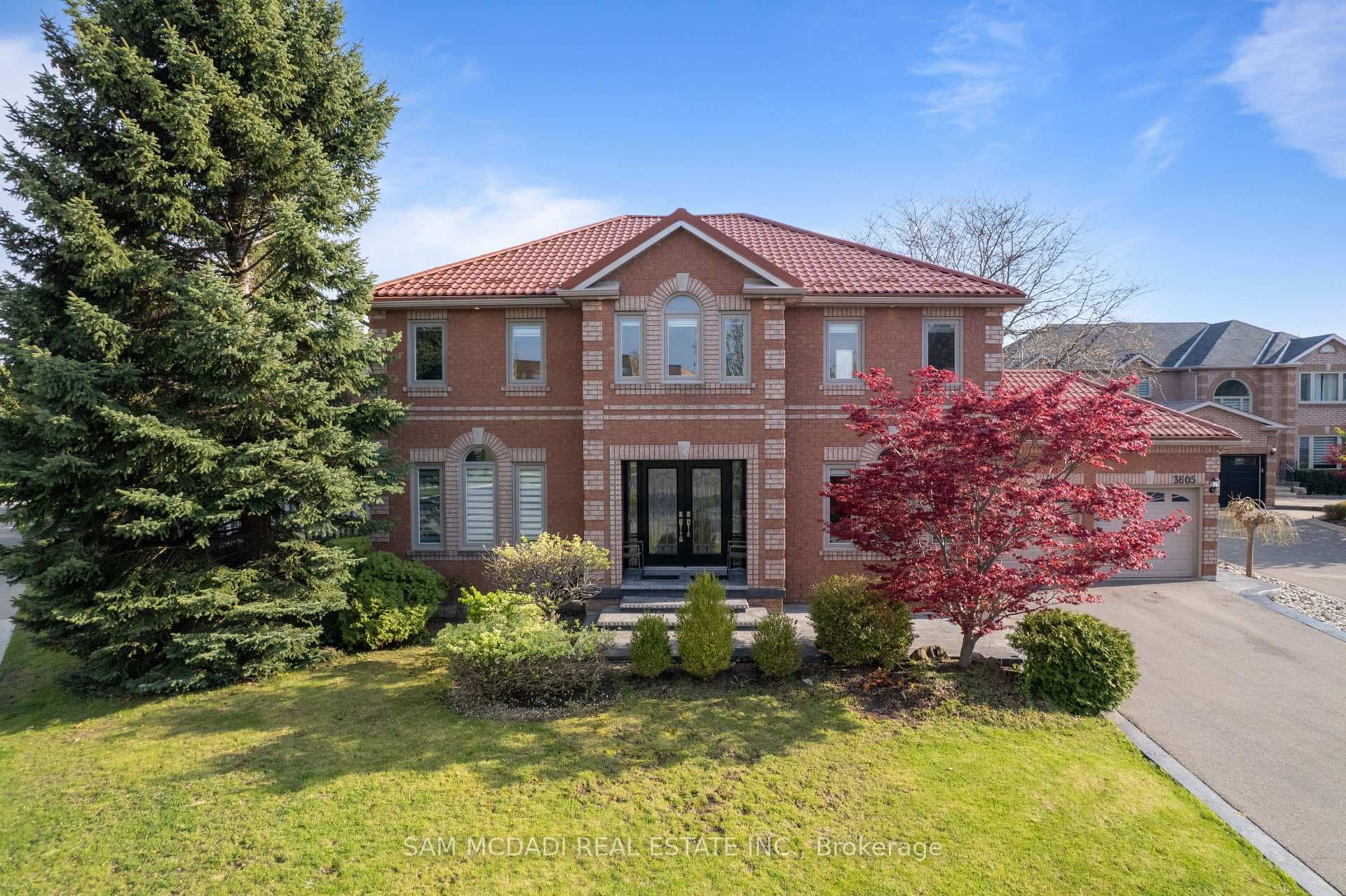 3605 Trelawny Circle photo 1