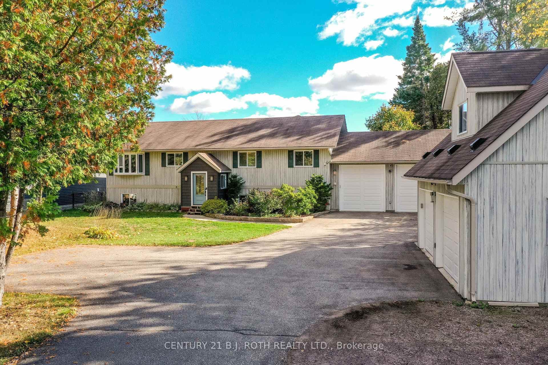 3371 Lake St. George Boulevard photo 6