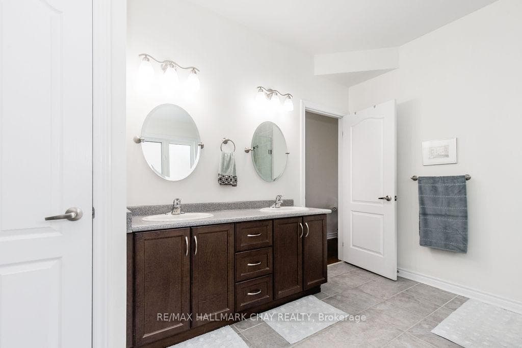 Primary En-suite