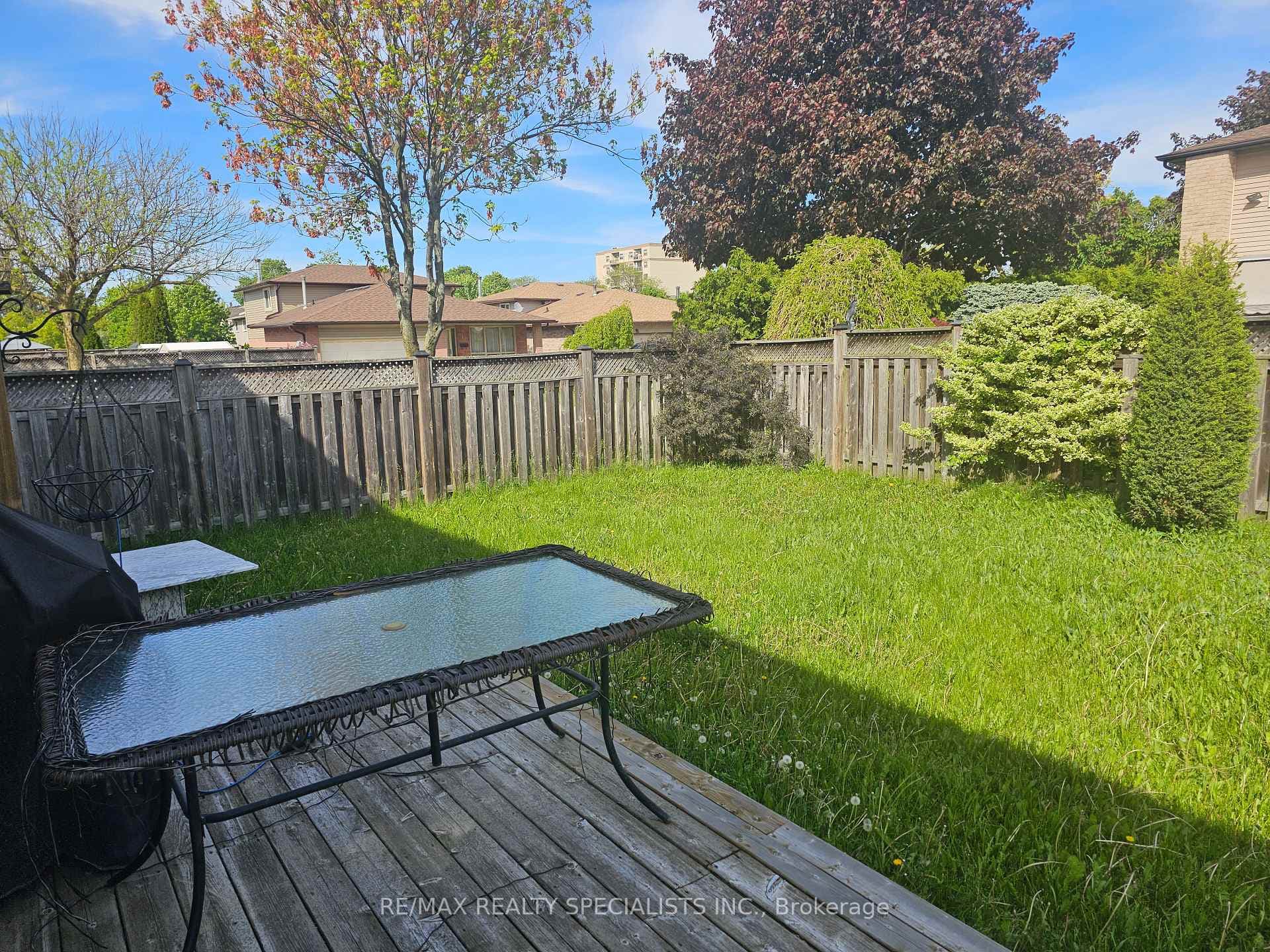 283 Delancey Boulevard photo 14