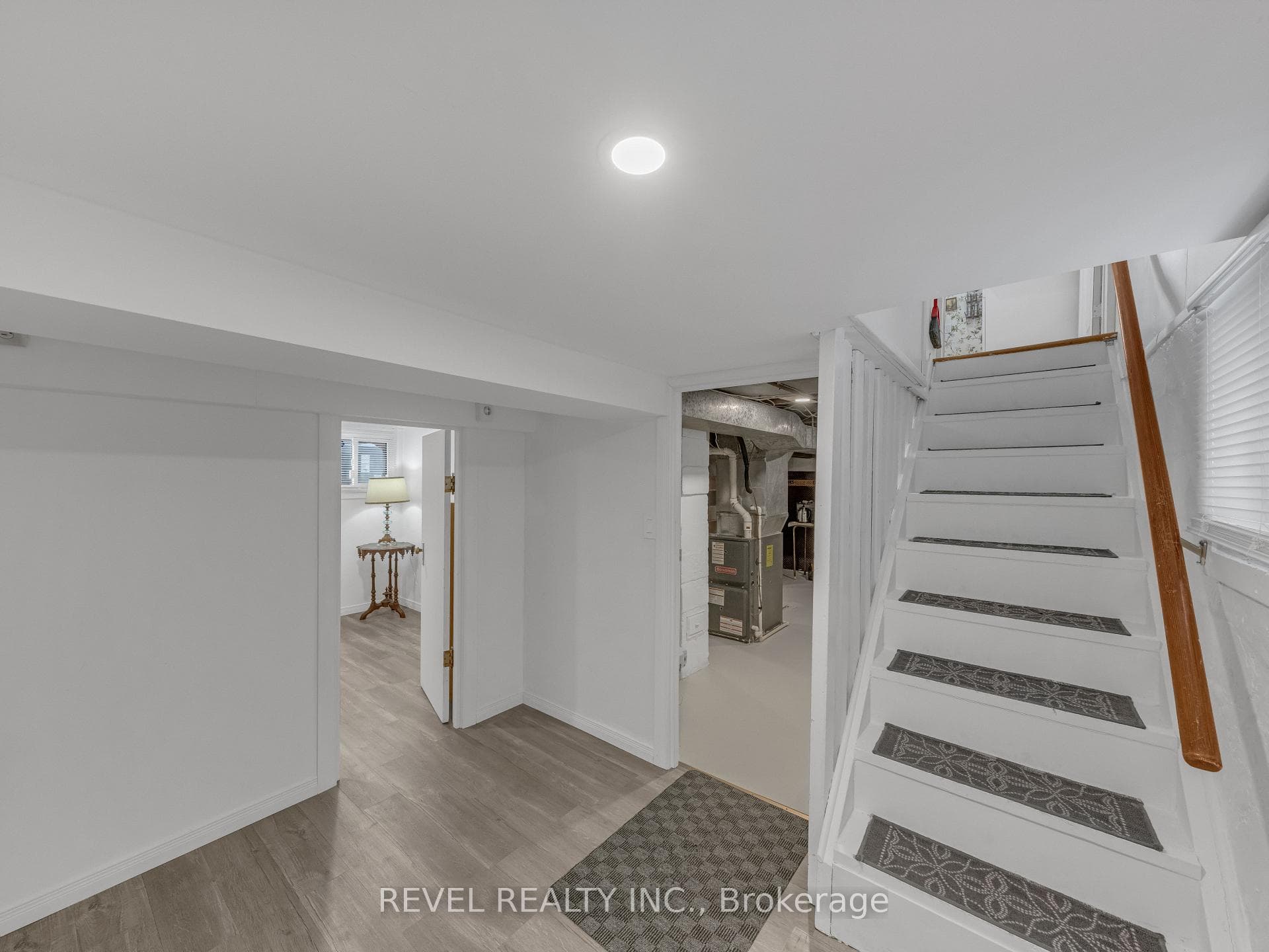 1591 York Street photo 20