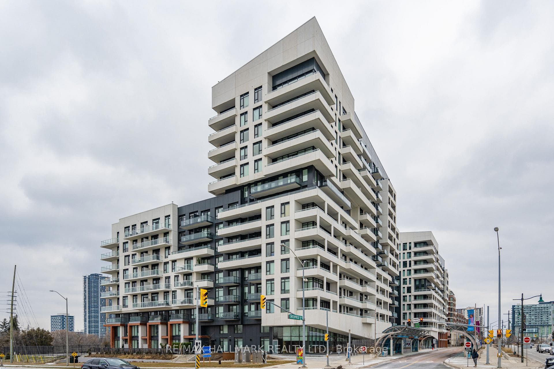 10 Rouge Valley Drive Unit 525A photo 1