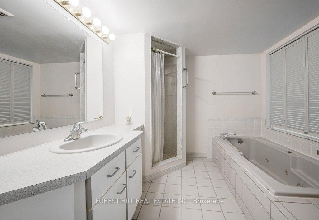 190 Hespeler Road Unit 803 photo 19