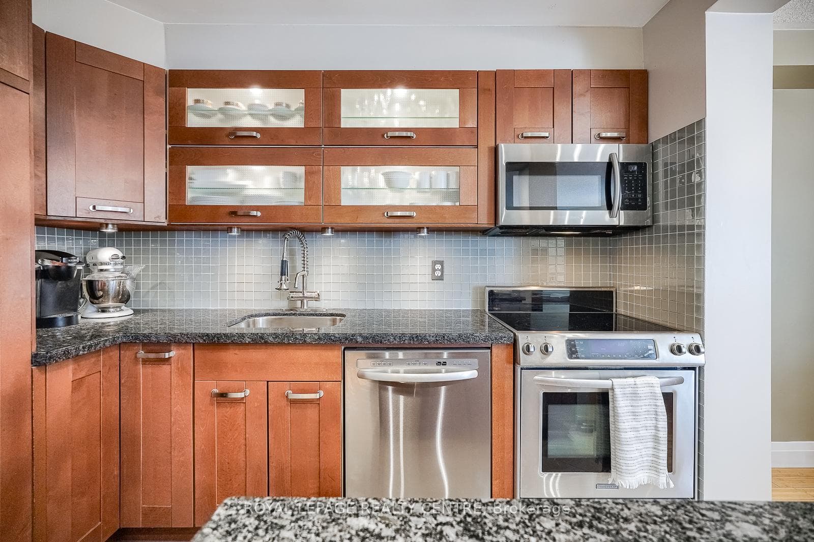 11 Neilson Drive Unit 409 photo 4