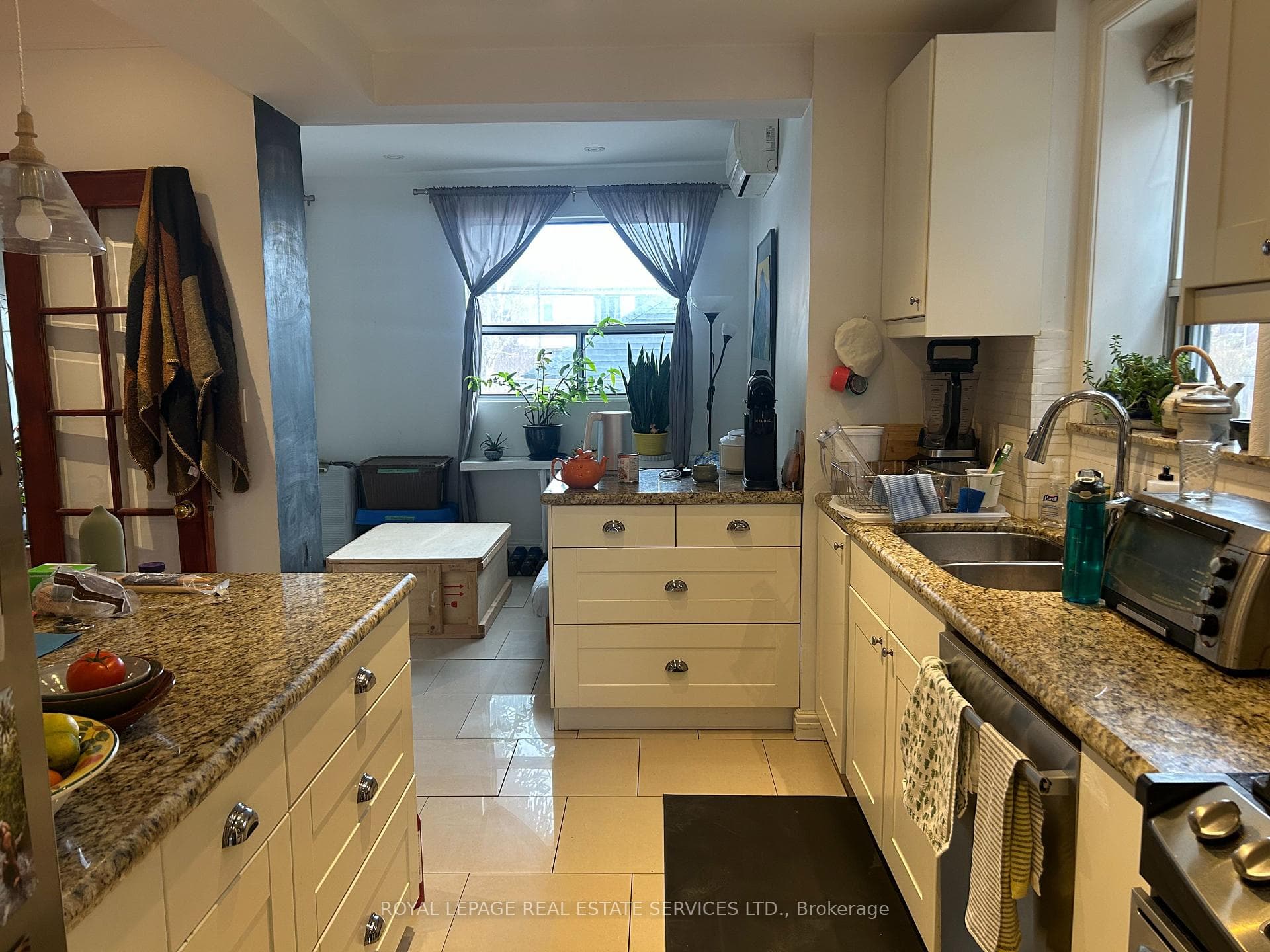 183 Mortimer Avenue photo 7