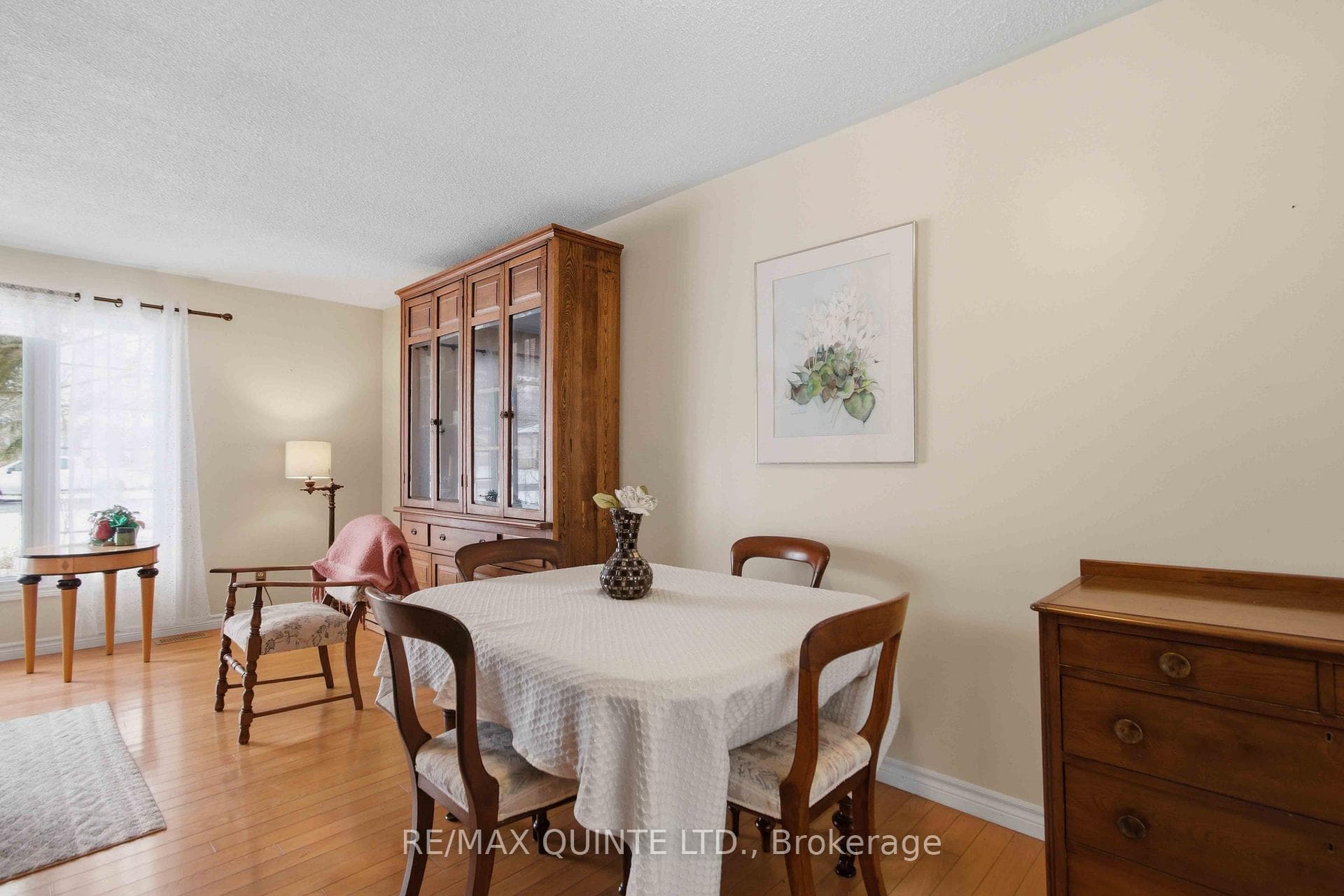 527 Montrose Road photo 14