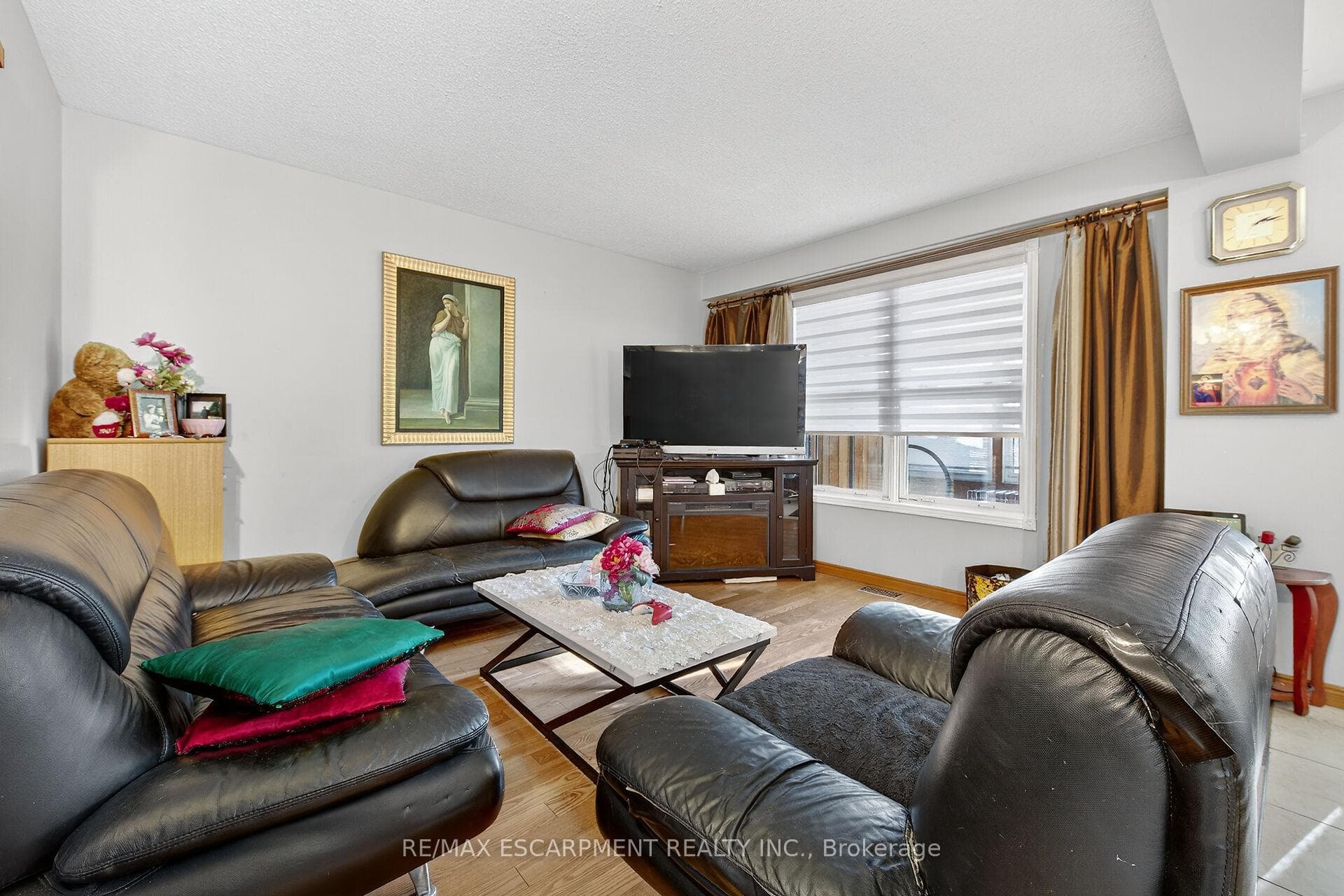 36 Cluny Avenue photo 16