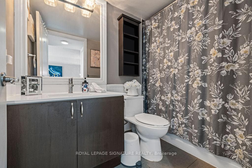 1235 Bayly Street Unit 914 photo 10