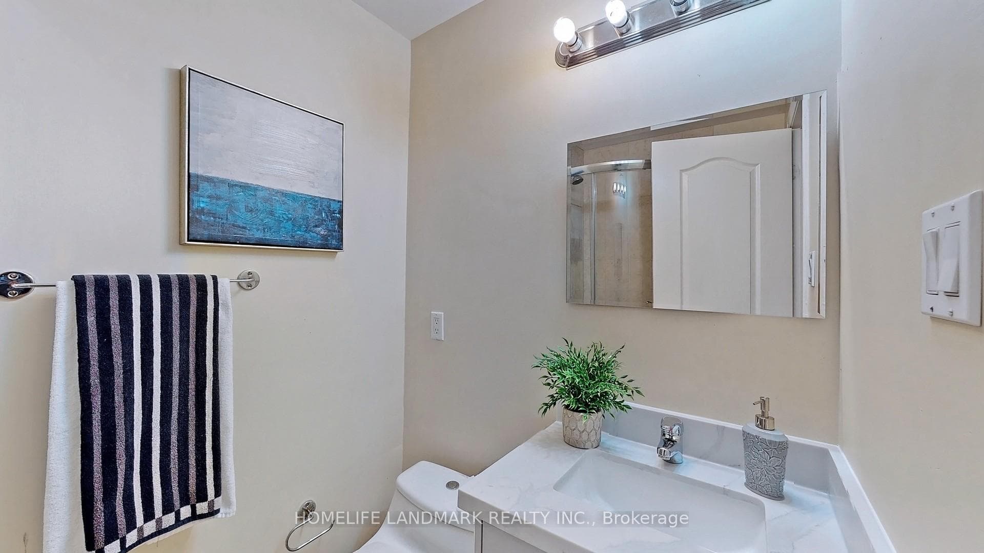 88 Caines (Basement) Avenue photo 14