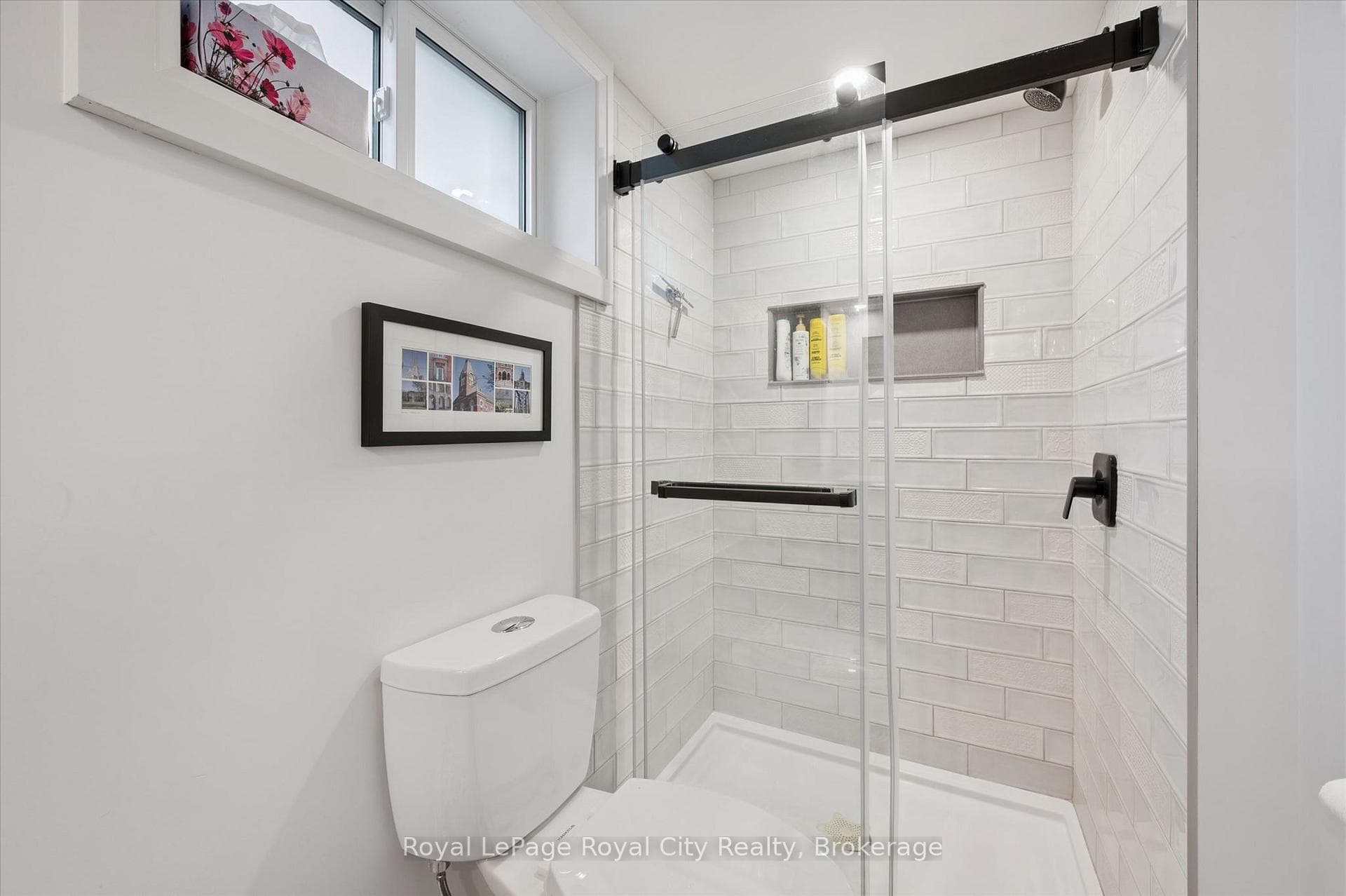 190 Metcalfe Street photo 26