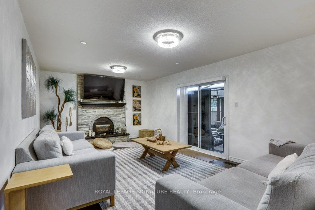 55 Wentworth Court photo 18