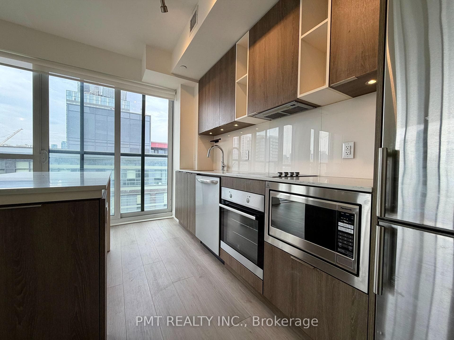 200 Sackville Street Unit 1009 photo 8