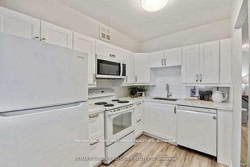 2 WESTNEY Road Unit 1109 photo 13