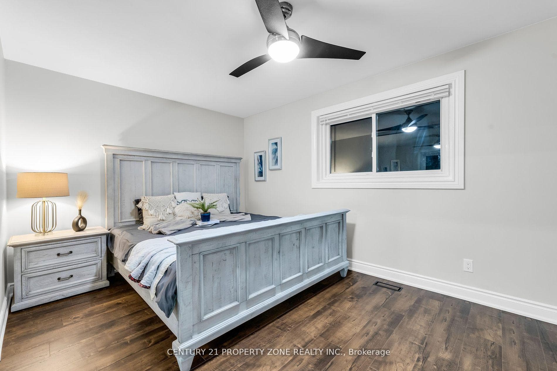 33 Flowertown Avenue photo 15