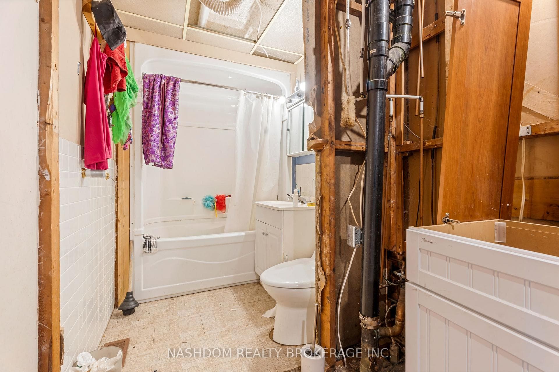 306 Adeline Avenue photo 11