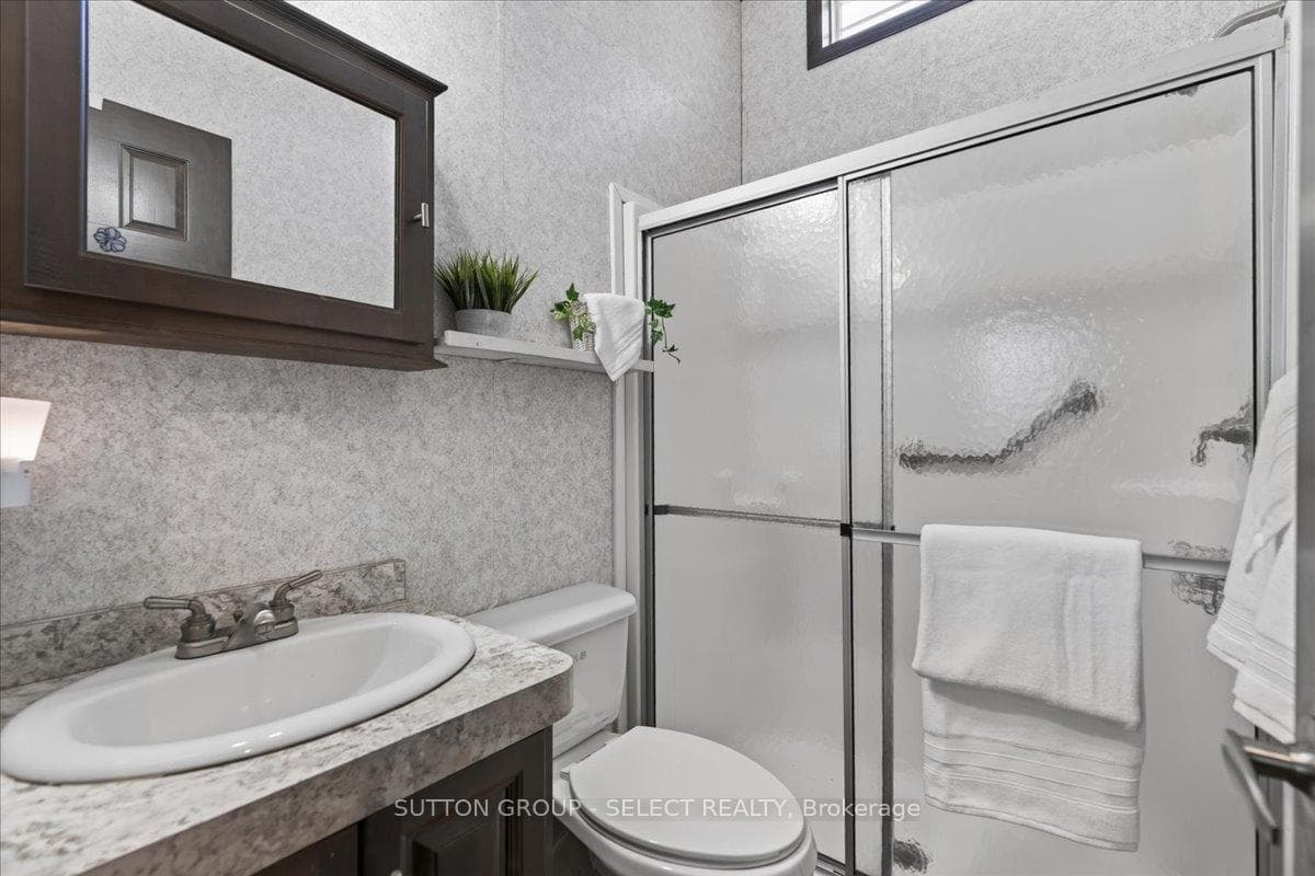 8685 Rock Glen Road Unit 402 photo 14