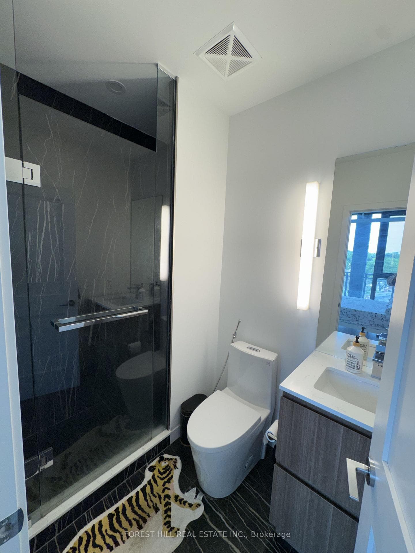 1 Hillsdale Avenue Unit 609 photo 24