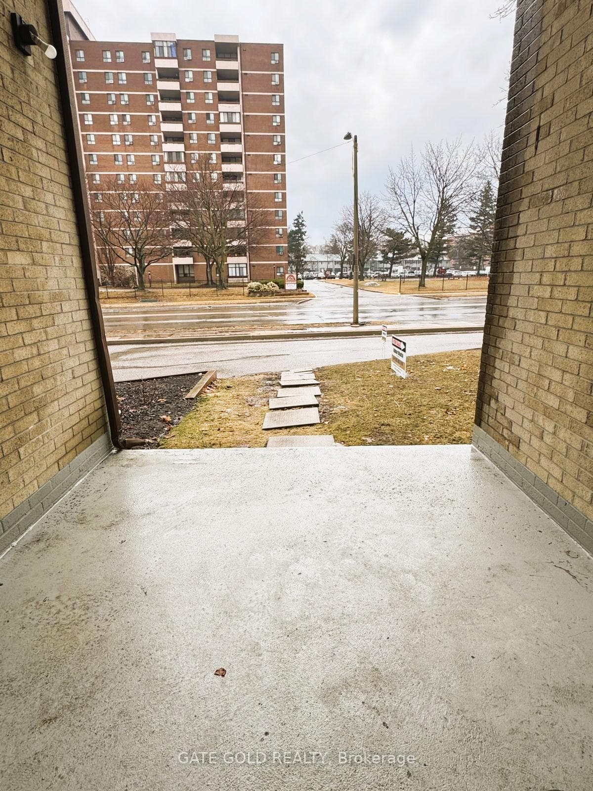 1624 Bloor Street Unit 17 photo 20