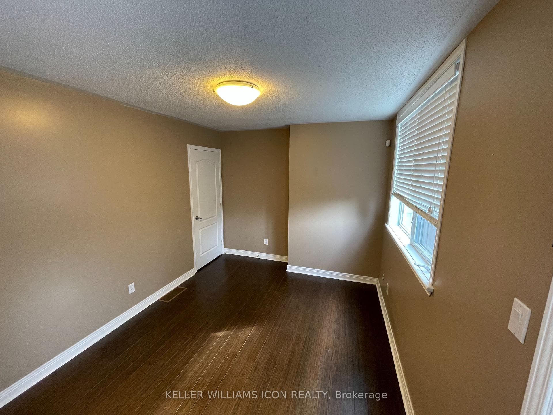 825 Grenon Avenue Unit 2 photo 2