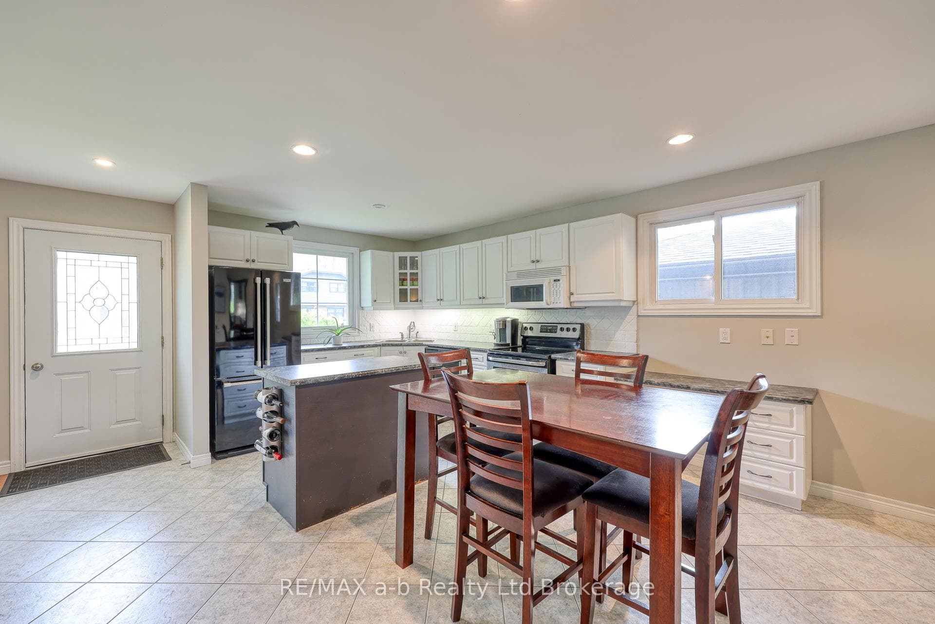 9 Grenville Street photo 18