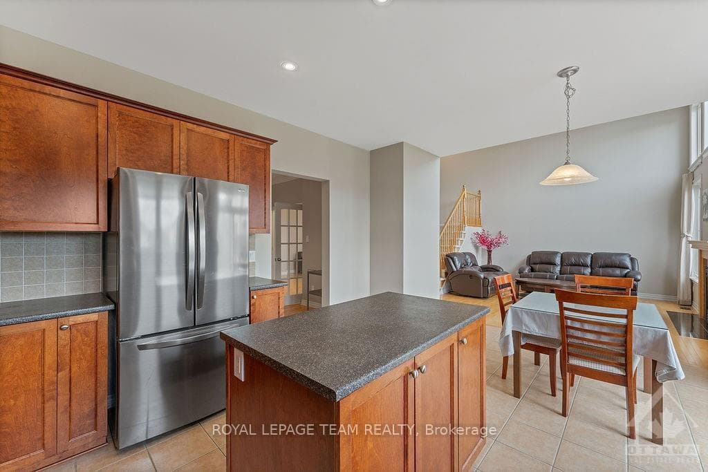 105 PANISSET Avenue photo 16