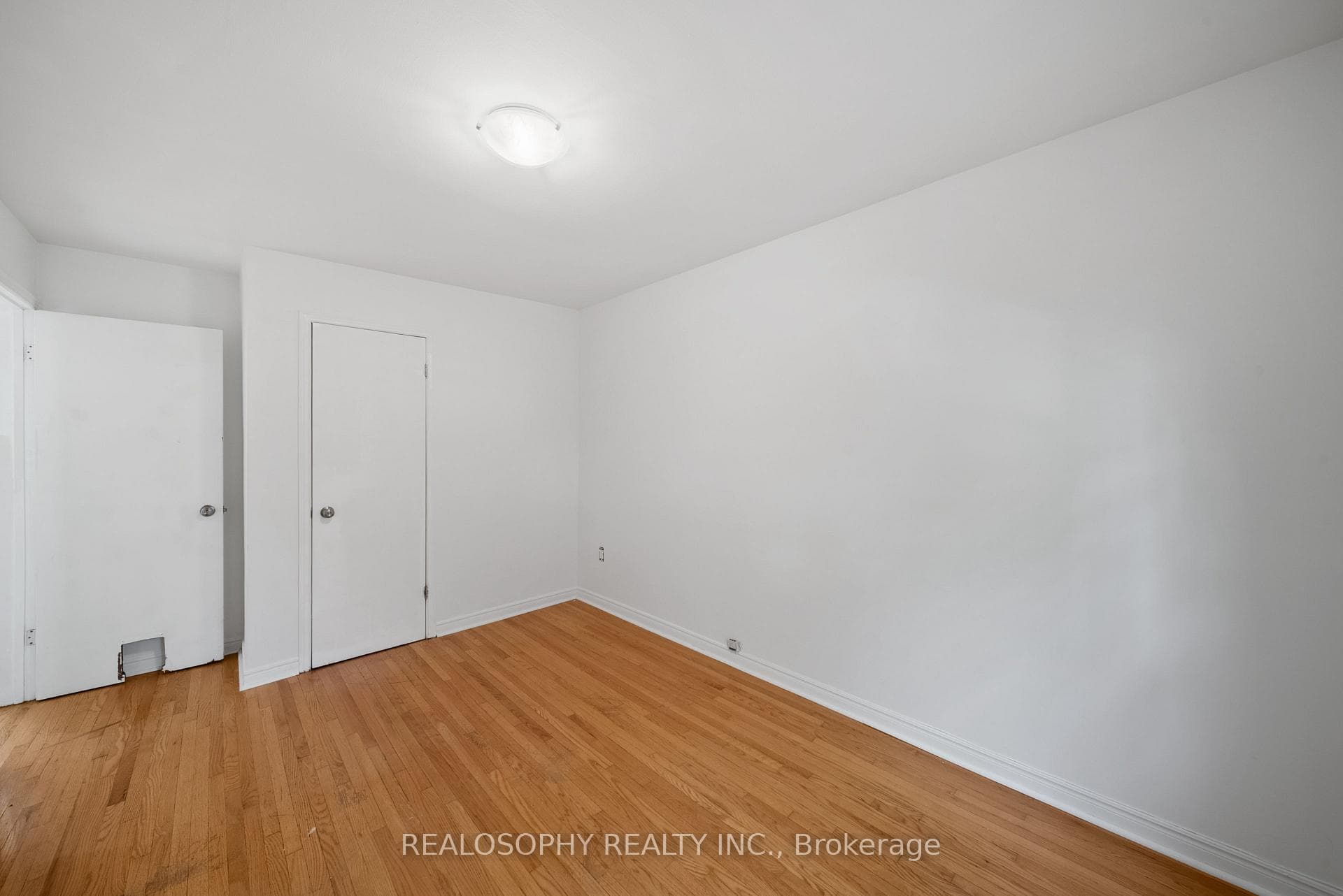 230 Kennedy Road photo 8