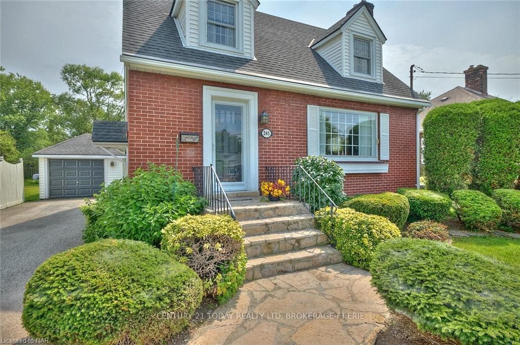 245 HIGHLAND Avenue photo 2