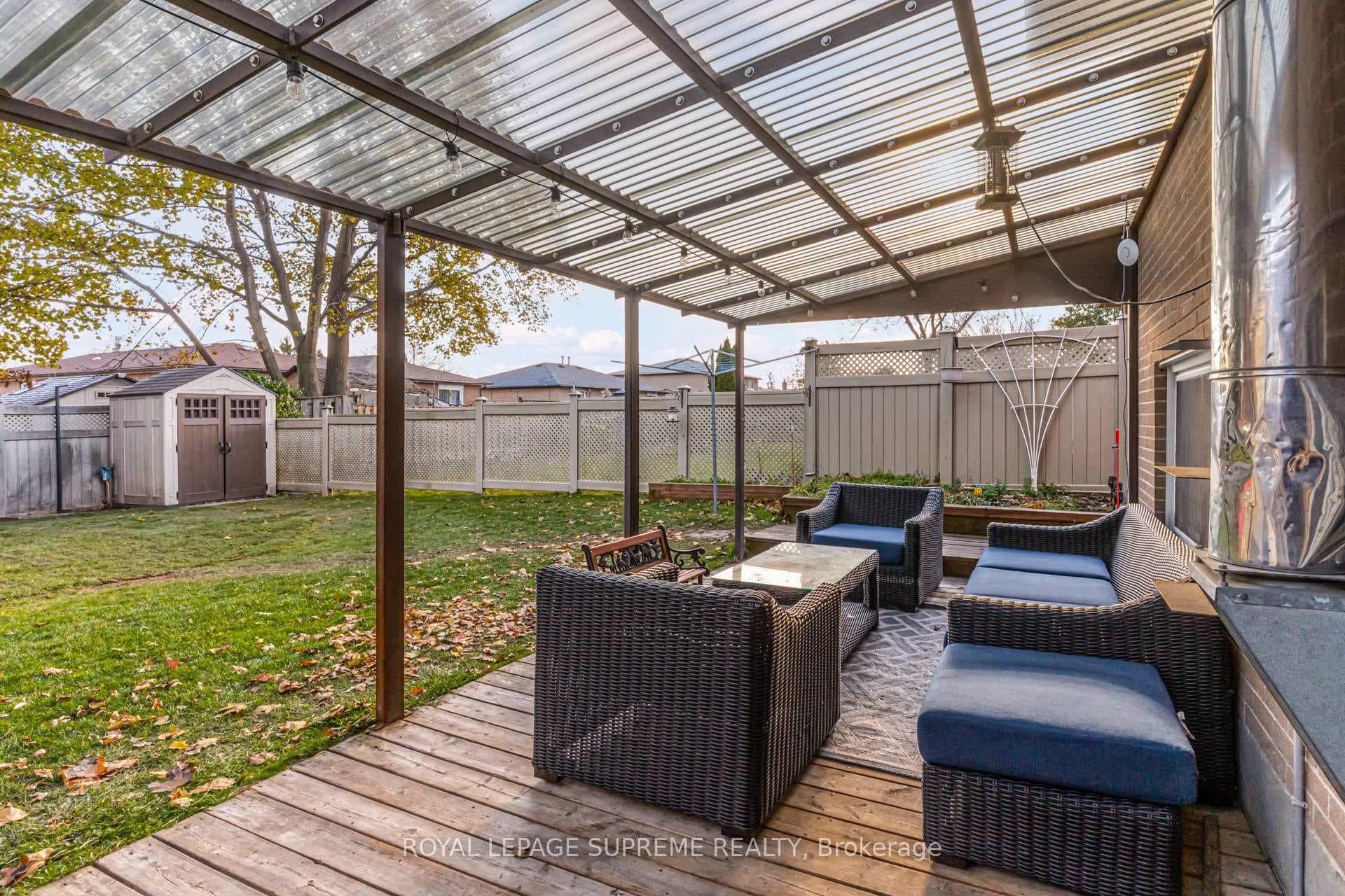 2540 Constable Road photo 31
