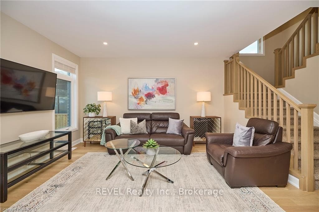 264 CLARE Avenue photo 9