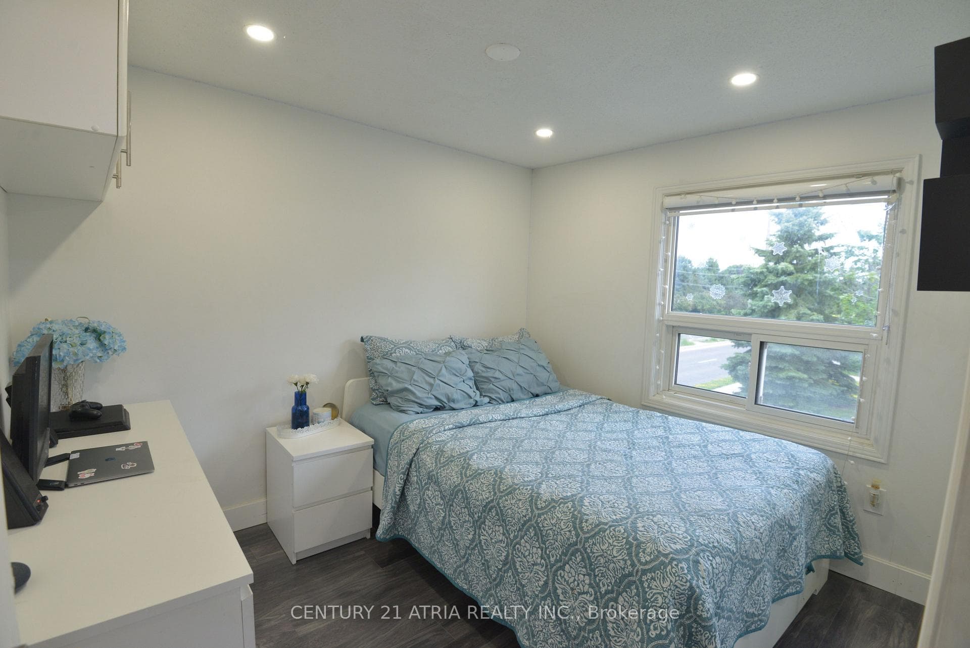 31 Carnelly Crescent photo 18