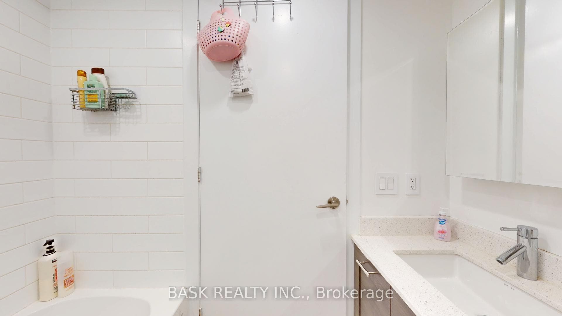 2220 Lake Shore Boulevard Unit 406 photo 18