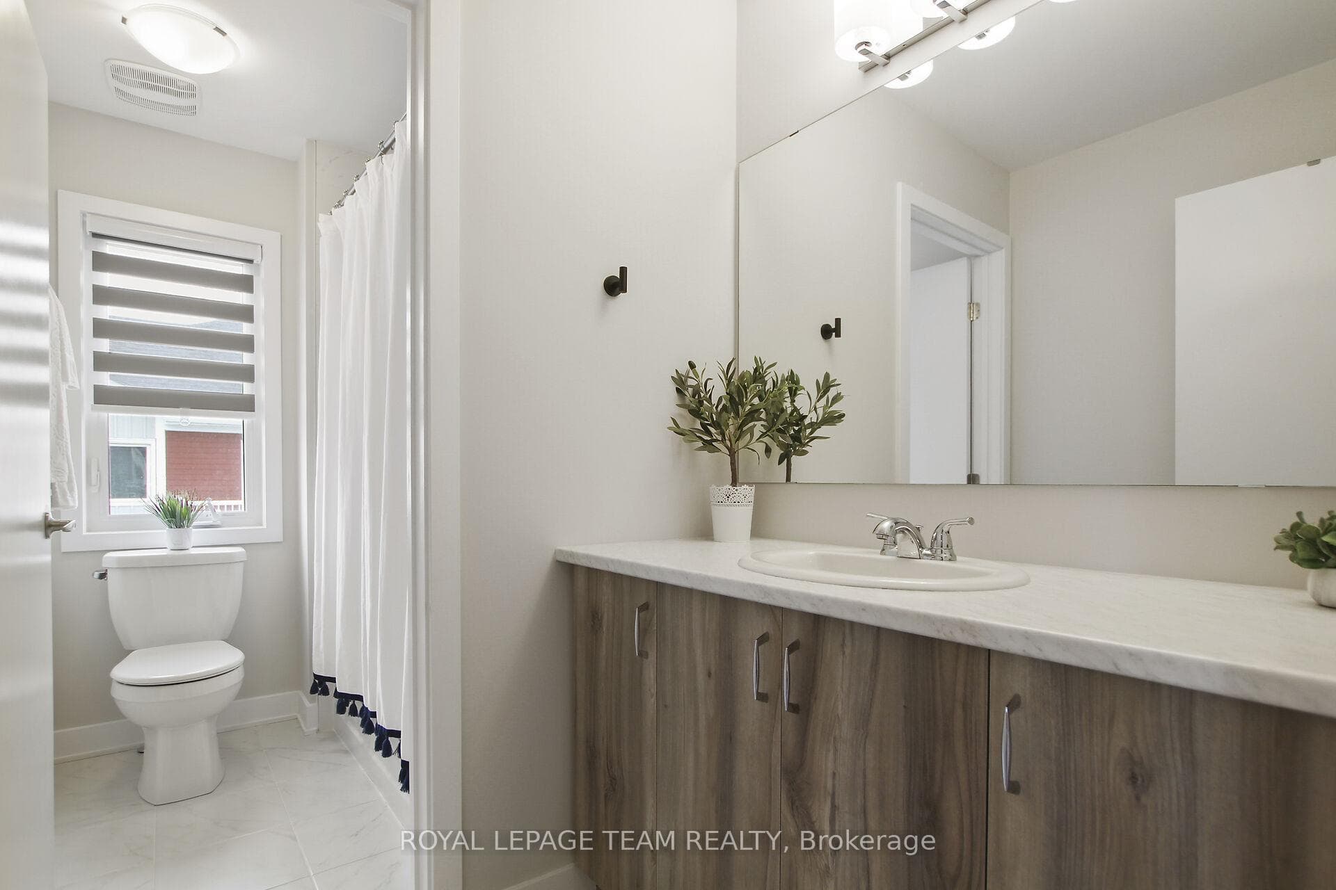 506 Oldenburg Avenue photo 34