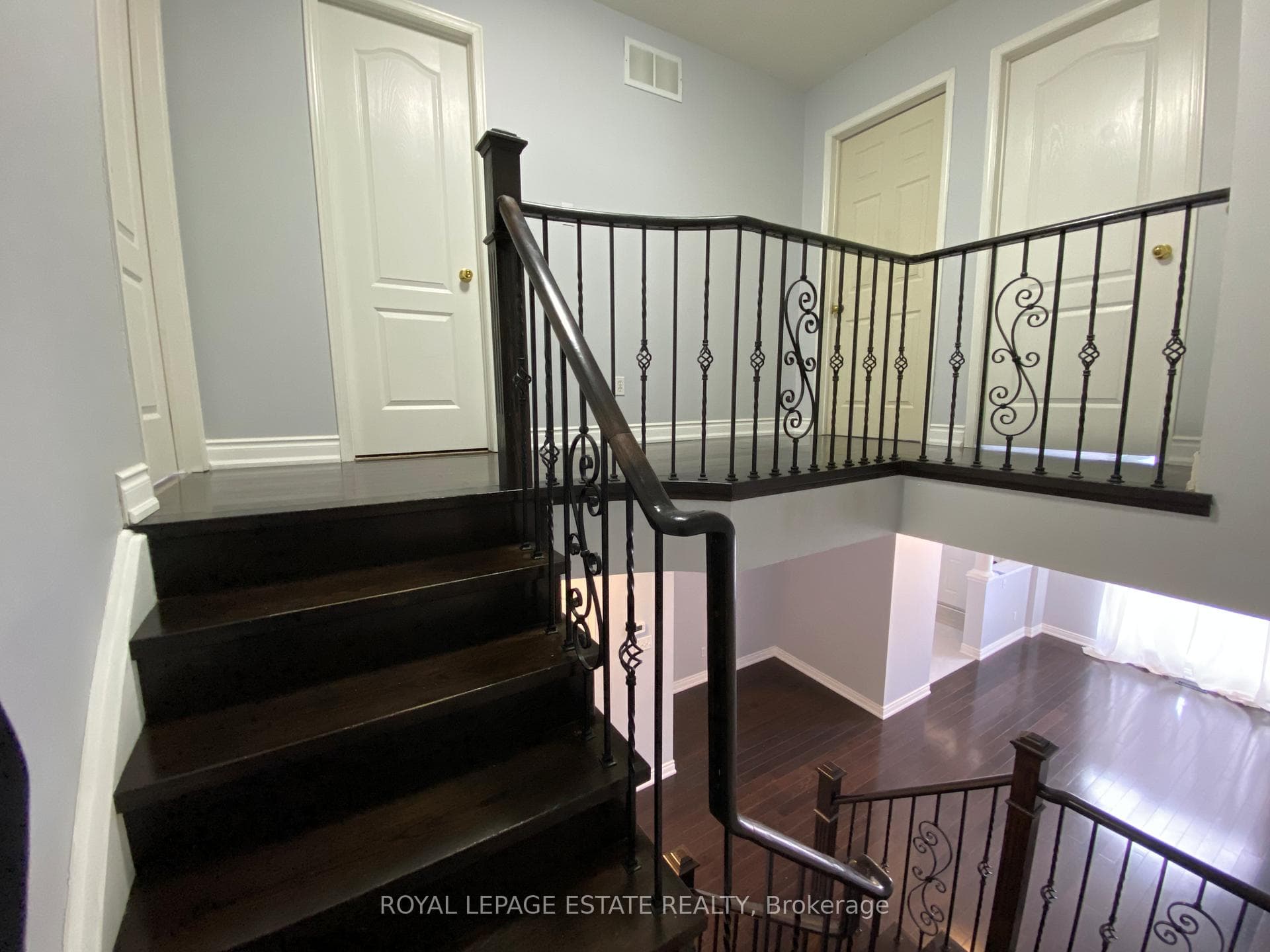 3745 Kingston Road photo 7
