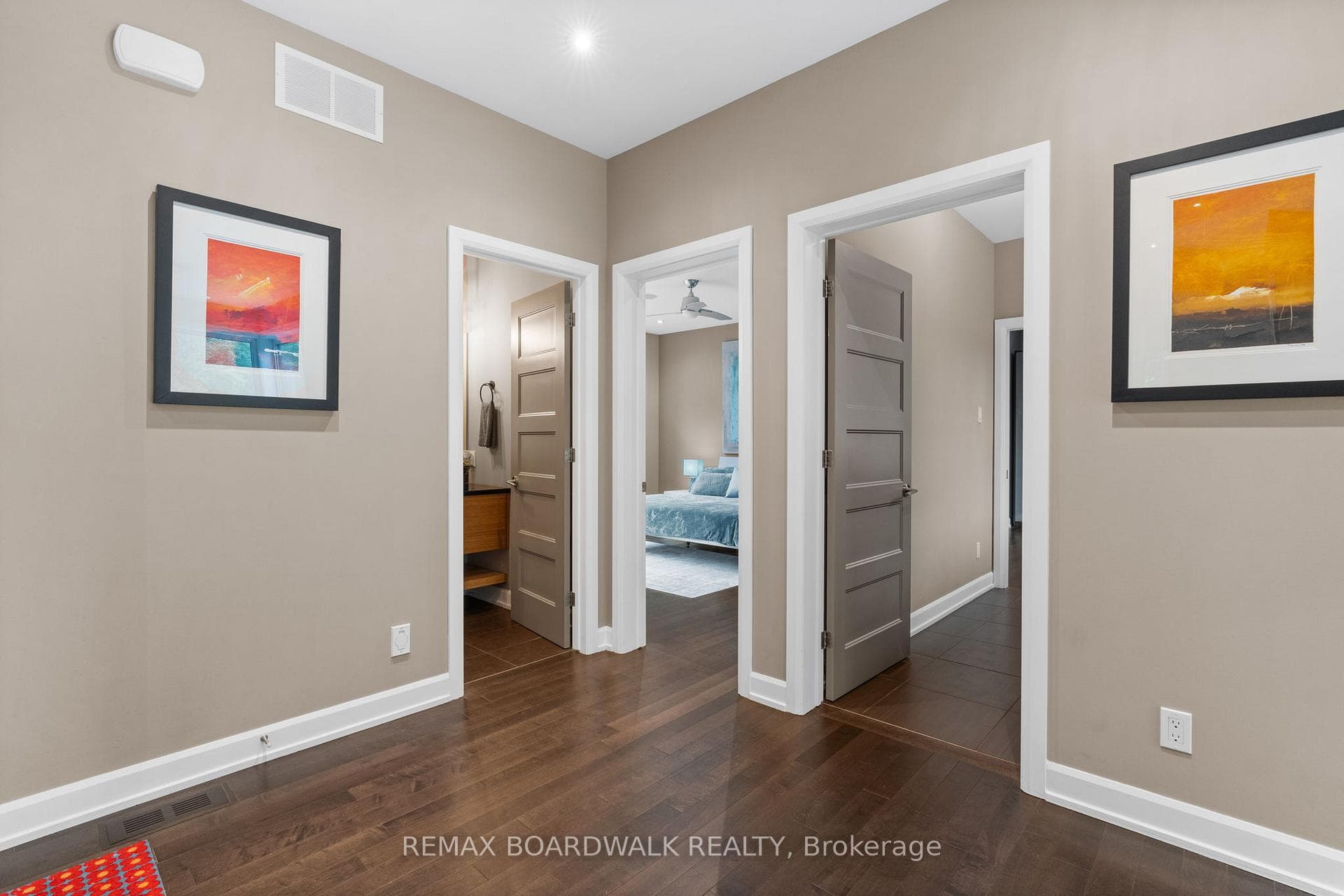 108 EDITH MARGARET Place photo 17