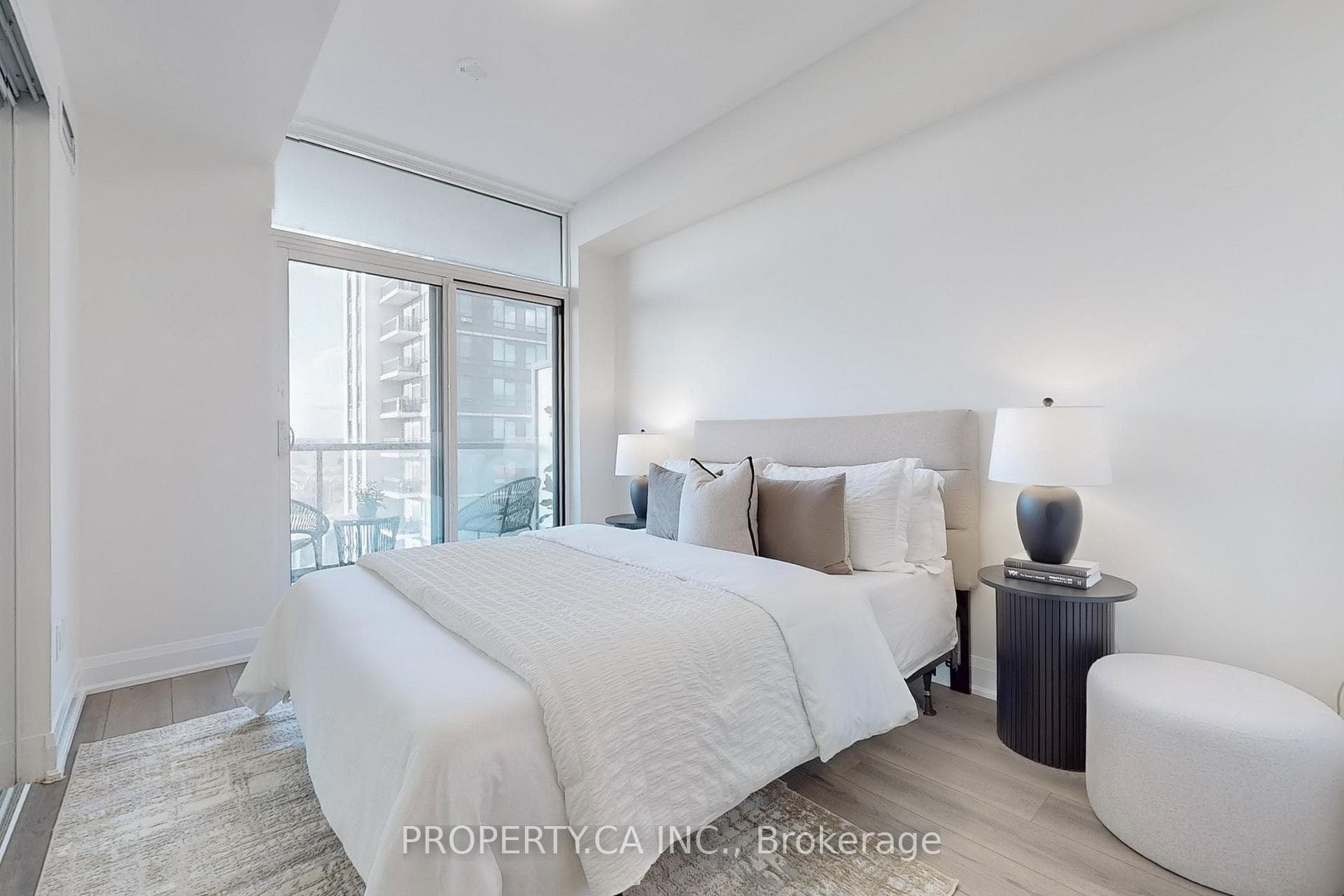 20 Gatineau Drive Unit 1009 photo 6
