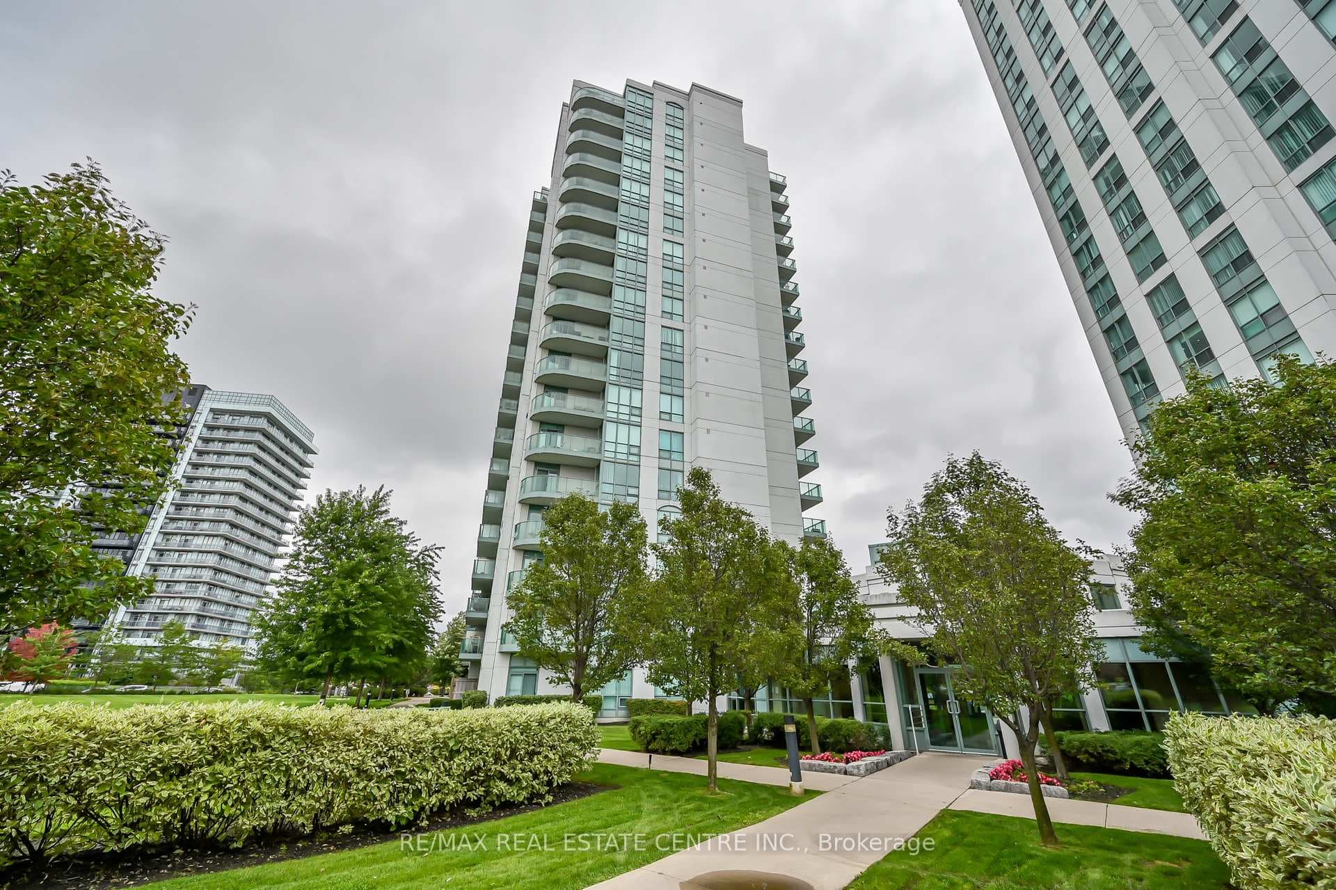 4900 Glen Erin Drive Unit 1611 photo 35